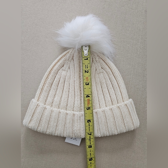 NWT Women's J Crew Cream Winter Hat / Beanie with White Faux Fur Pom Pom - Picture 10 of 10